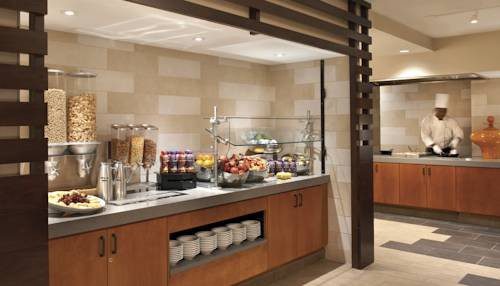 Embassy Suites Hotel San Francisco Airport free breakfast