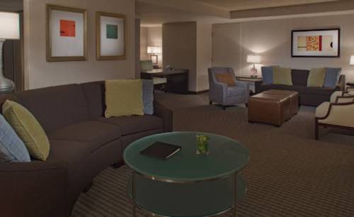 Hyatt Regency San Francisco Airport suite